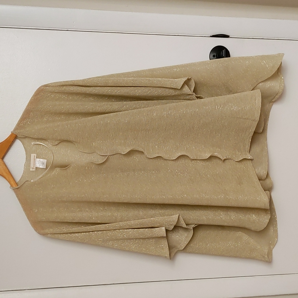 Collection 18 Gold Shawl